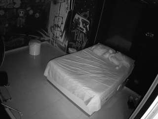 voyeurcam-casa-salsa-disturbed
