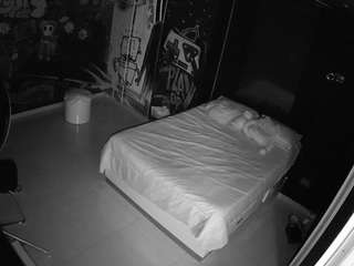 voyeurcam-casa-salsa-disturbed