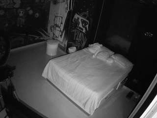 voyeurcam-casa-salsa-disturbed