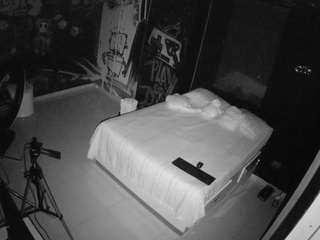 voyeurcam-casa-salsa-disturbed