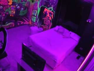 voyeurcam-casa-salsa-disturbed
