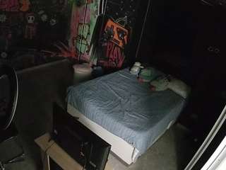 voyeurcam-casa-salsa-disturbed