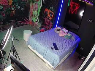 voyeurcam-casa-salsa-disturbed