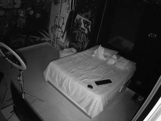 voyeurcam-casa-salsa-disturbed