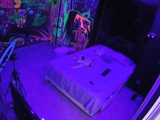 voyeurcam-casa-salsa-disturbed