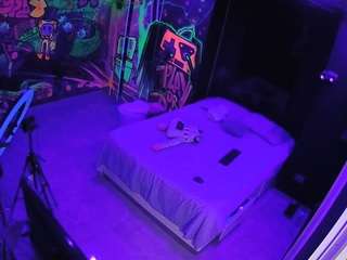 voyeurcam-casa-salsa-disturbed