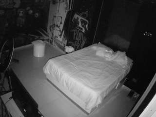 voyeurcam-casa-salsa-disturbed