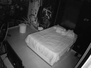 voyeurcam-casa-salsa-disturbed