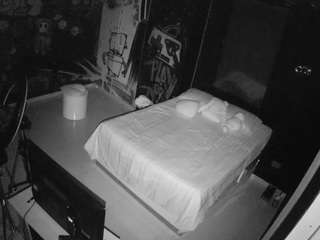 voyeurcam-casa-salsa-disturbed
