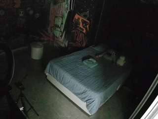 voyeurcam-casa-salsa-disturbed