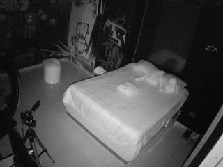voyeurcam-casa-salsa-disturbed