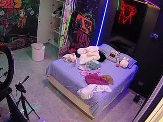 voyeurcam-casa-salsa-disturbed