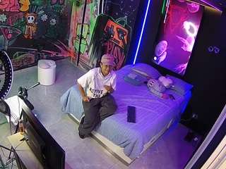 voyeurcam-casa-salsa-disturbed