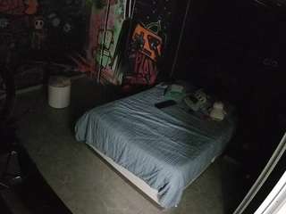 voyeurcam-casa-salsa-disturbed