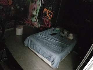 voyeurcam-casa-salsa-disturbed
