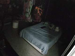 voyeurcam-casa-salsa-disturbed