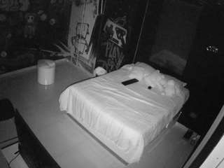 voyeurcam-casa-salsa-disturbed