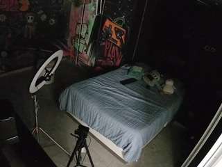 voyeurcam-casa-salsa-disturbed