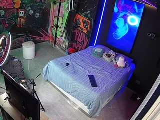 voyeurcam-casa-salsa-disturbed