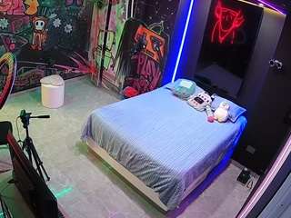 voyeurcam-casa-salsa-disturbed