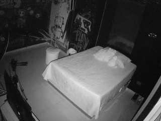 voyeurcam-casa-salsa-disturbed