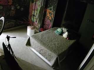 voyeurcam-casa-salsa-disturbed