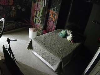 voyeurcam-casa-salsa-disturbed