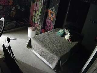 voyeurcam-casa-salsa-disturbed