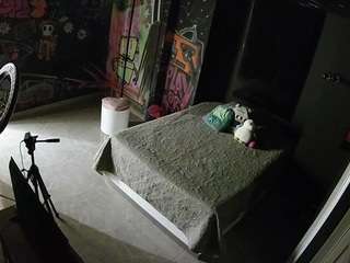 voyeurcam-casa-salsa-disturbed