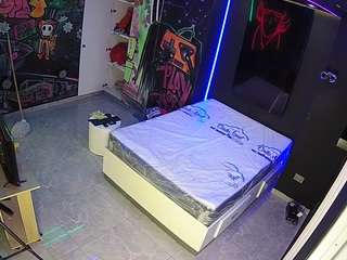 voyeurcam-casa-salsa-disturbed webcam model