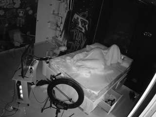 voyeurcam-casa-salsa-disturbed