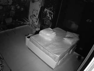 voyeurcam-casa-salsa-disturbed