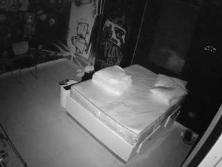 voyeurcam-casa-salsa-disturbed