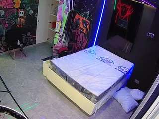 voyeurcam-casa-salsa-disturbed