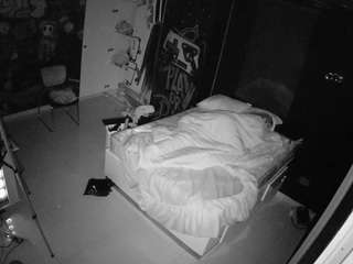 voyeurcam-casa-salsa-disturbed Finger live webcam