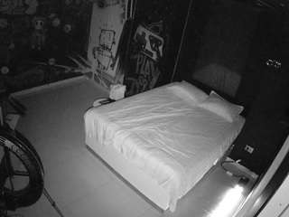 voyeurcam-casa-salsa-disturbed