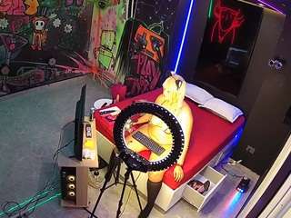 voyeurcam-casa-salsa-disturbed