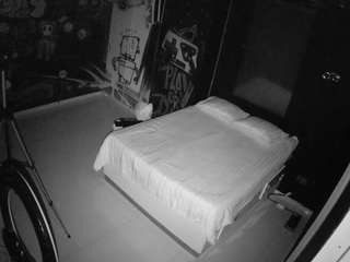 voyeurcam-casa-salsa-disturbed