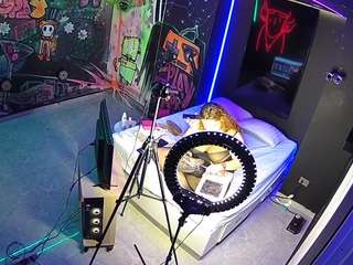 voyeurcam-casa-salsa-disturbed