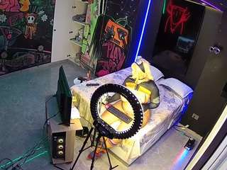 voyeurcam-casa-salsa-disturbed