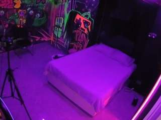 voyeurcam-casa-salsa-disturbed