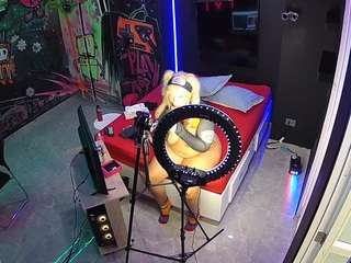 voyeurcam-casa-salsa-disturbed