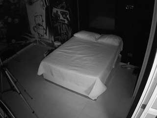 voyeurcam-casa-salsa-disturbed