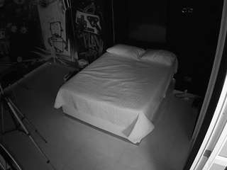 voyeurcam-casa-salsa-disturbed