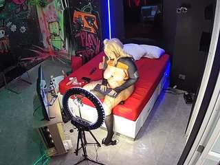 voyeurcam-casa-salsa-disturbed