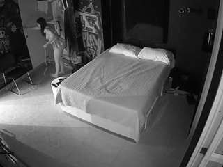 voyeurcam-casa-salsa-disturbed