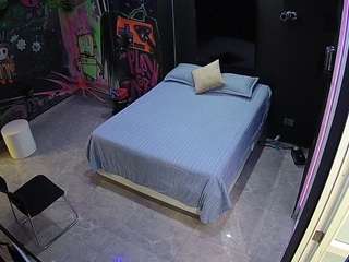 voyeurcam-casa-salsa-disturbed