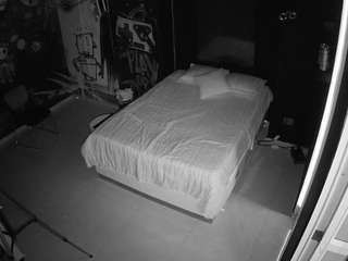 voyeurcam-casa-salsa-disturbed