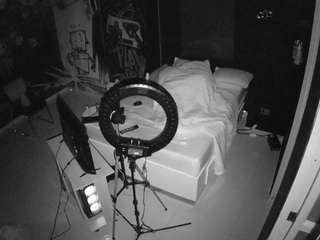 voyeurcam-casa-salsa-disturbed