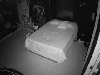 voyeurcam-casa-salsa-disturbed